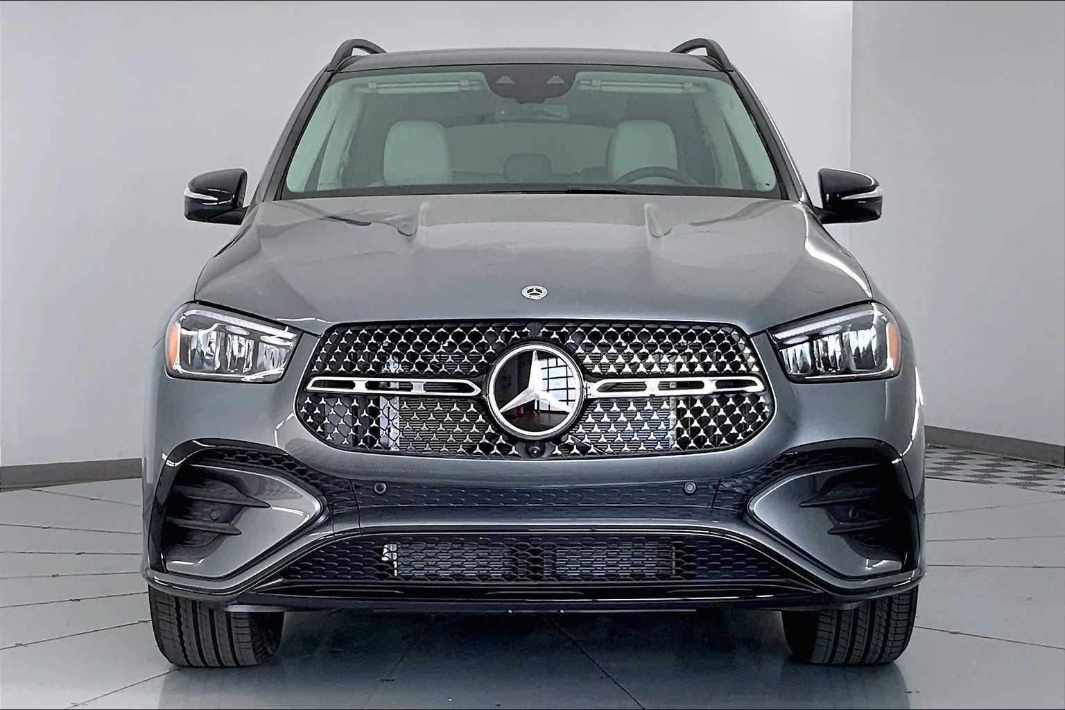 Thumbnail: 2026 Mercedes-Benz GLE - 6
