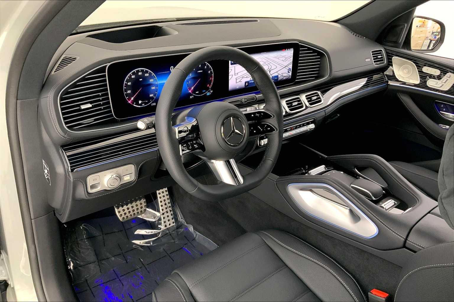 Thumbnail: 2026 Mercedes-Benz GLS - 2