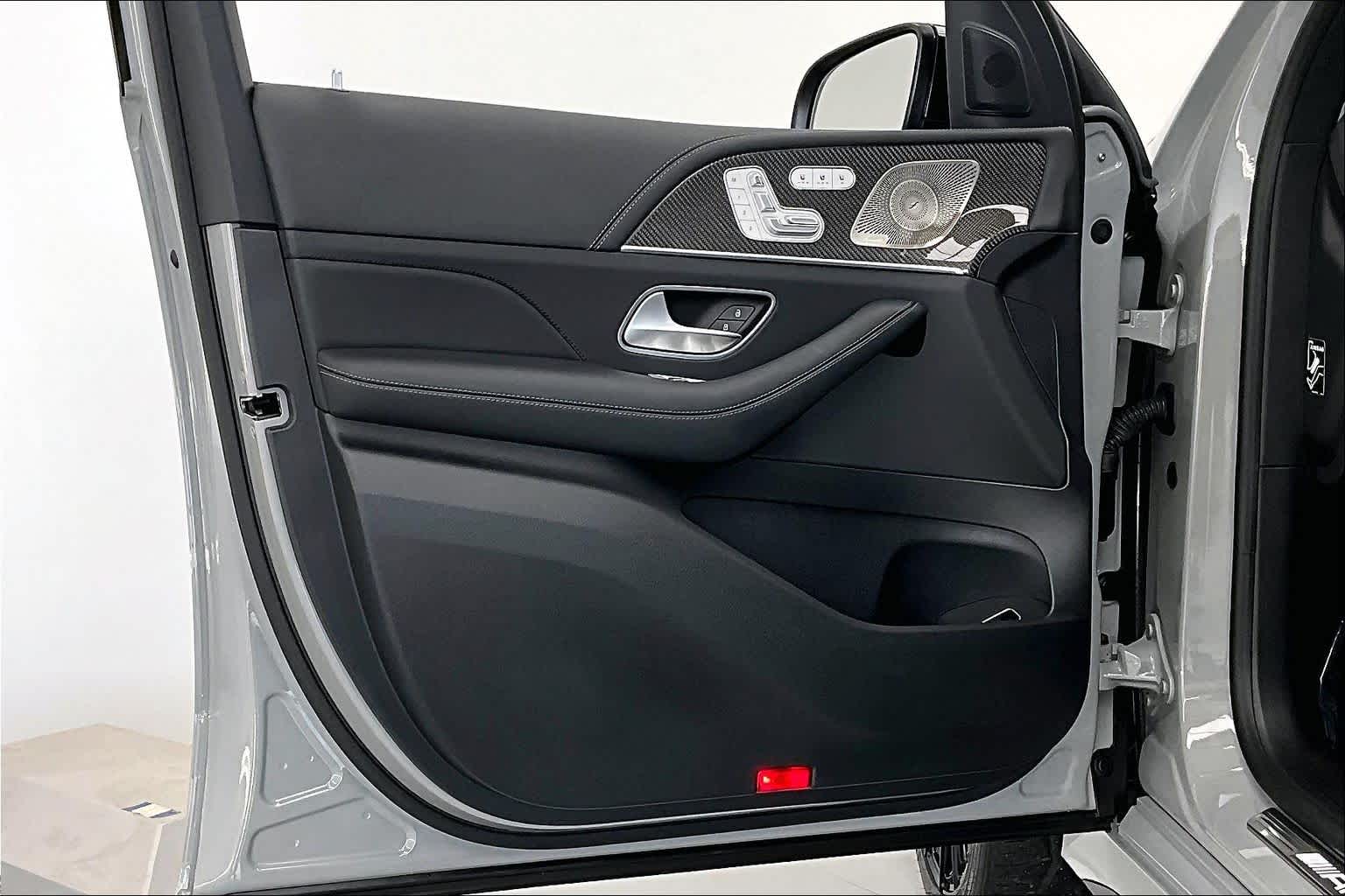 Thumbnail: 2024 Mercedes-Benz GL-Class - 23