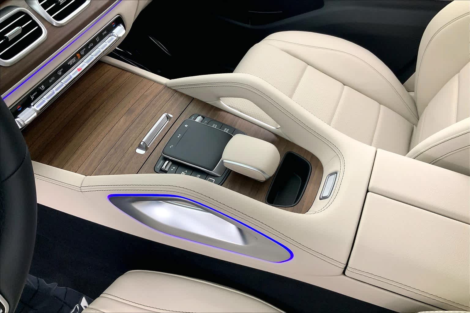 Thumbnail: 2025 Mercedes-Benz GLE - 17