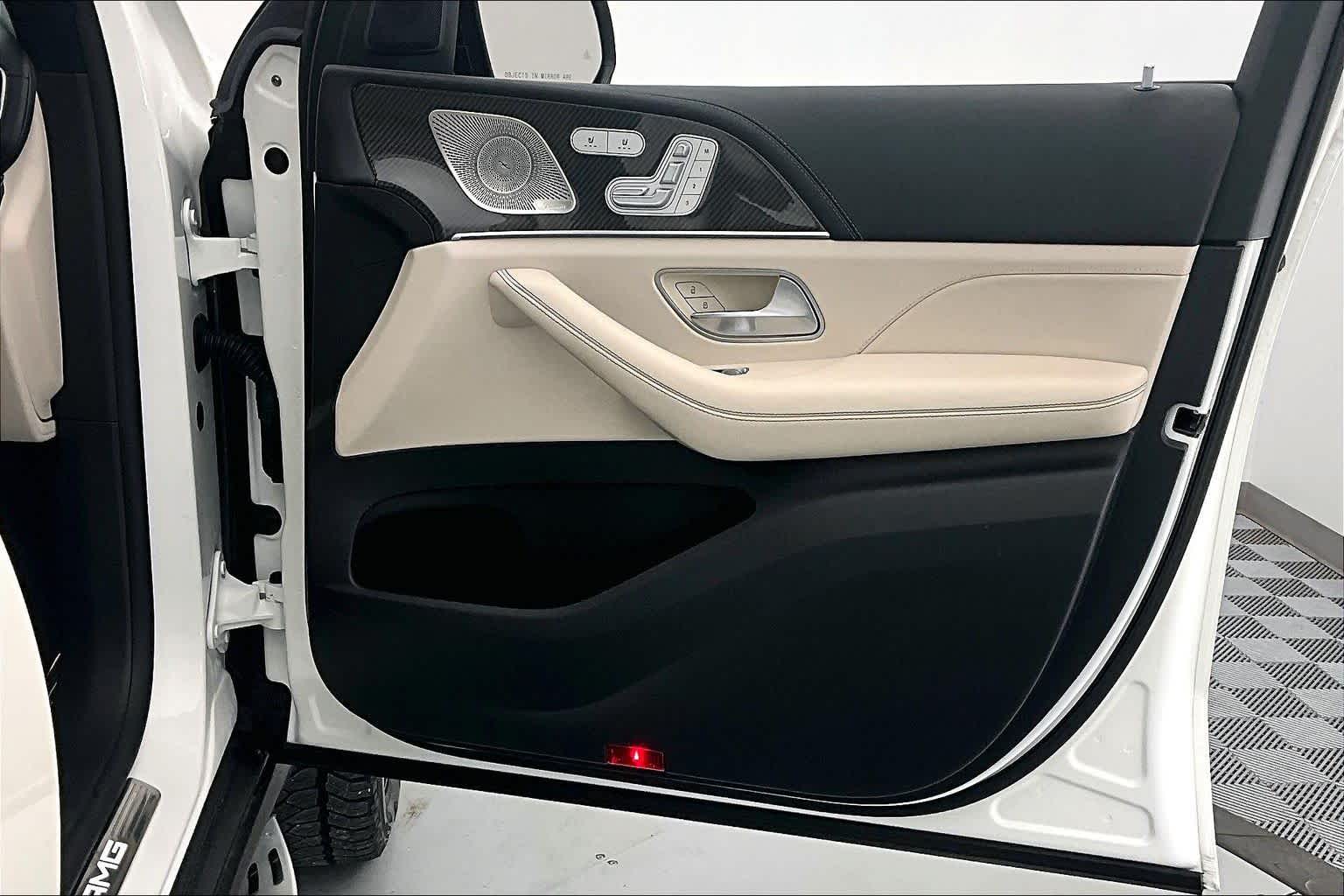 Thumbnail: 2021 Mercedes-Benz GL-Class - 24