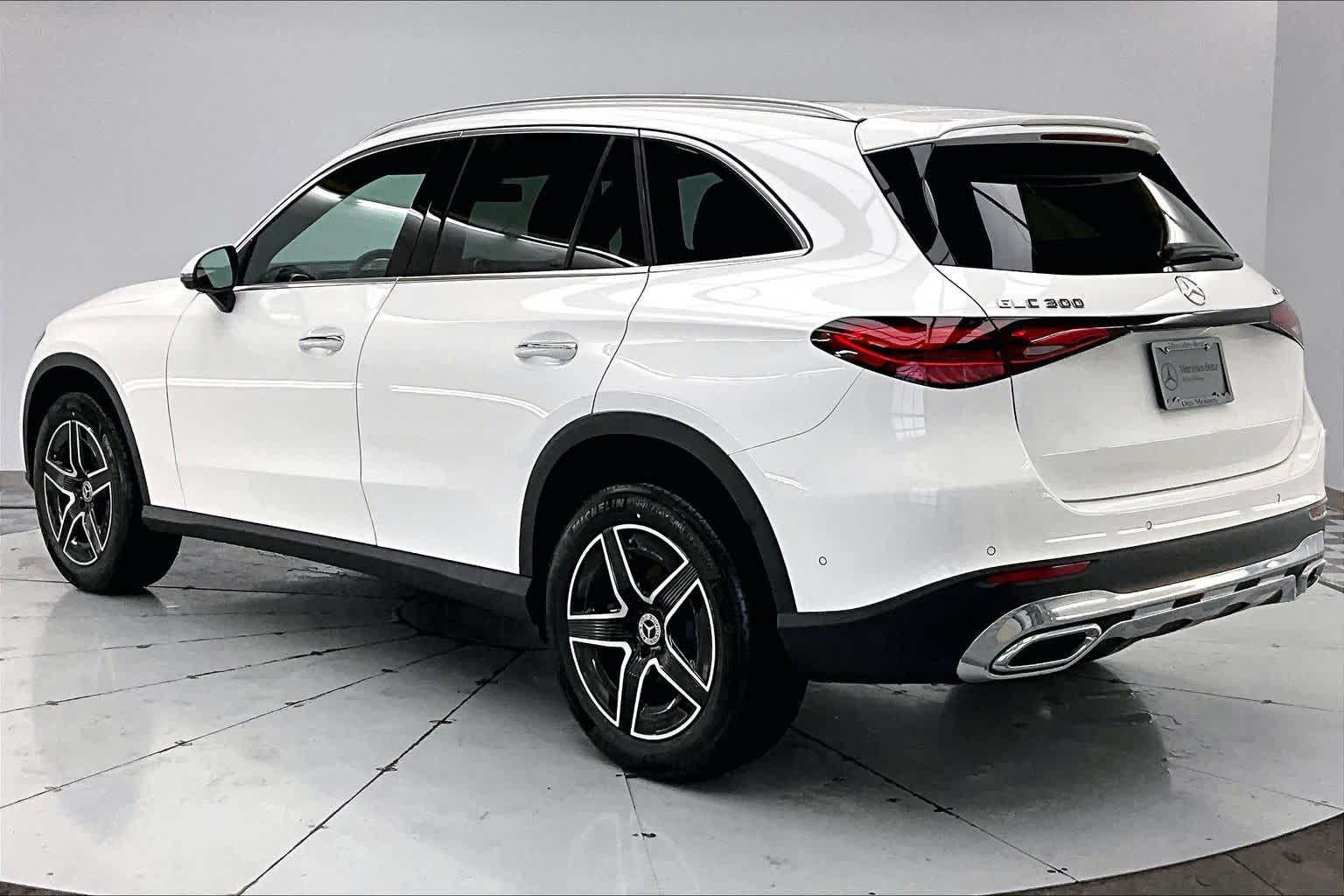Thumbnail: 2026 Mercedes-Benz GLC - 4