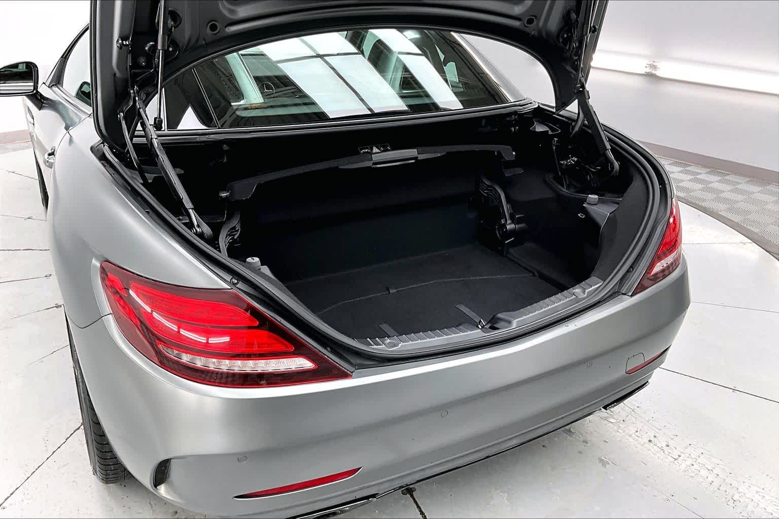 Thumbnail: 2020 Mercedes-Benz SL-Class - 19