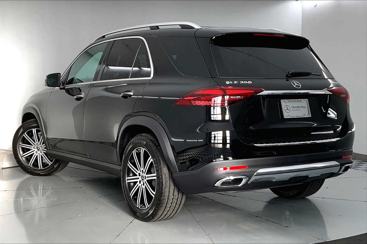 Thumbnail: 2025 Mercedes-Benz GLE - 4