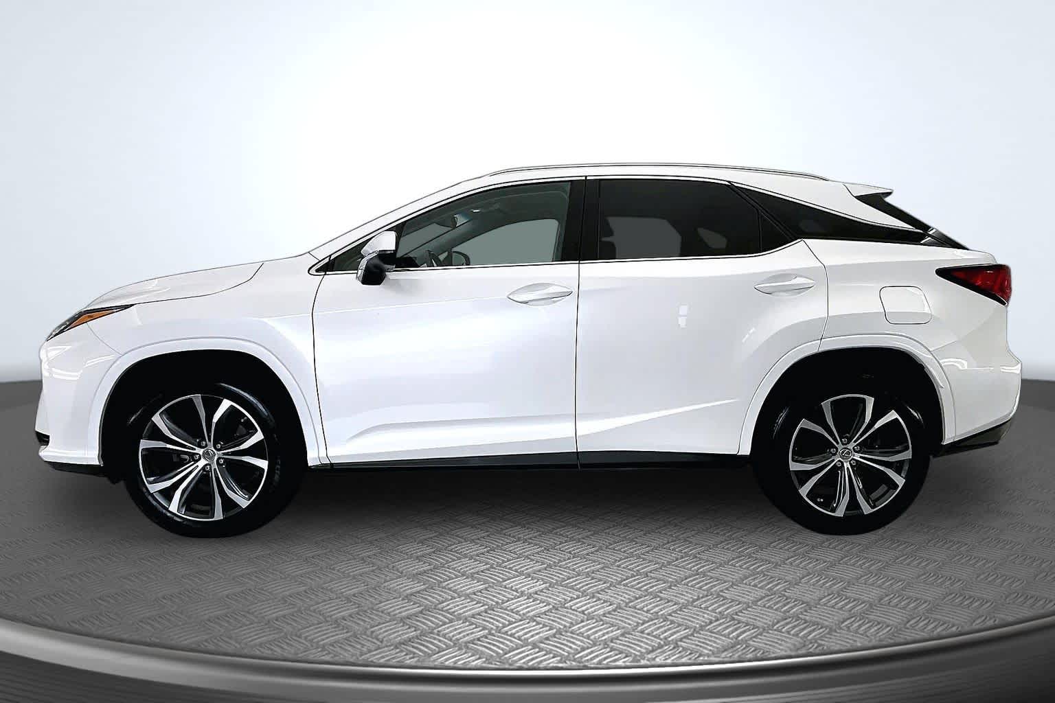 Thumbnail: 2017 Lexus RX - 3