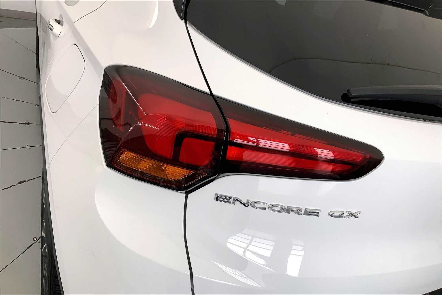 Thumbnail: 2020 Buick Encore GX - 24