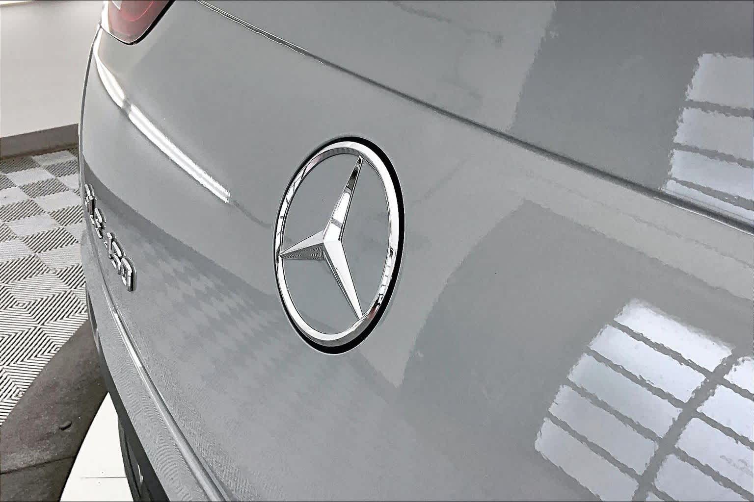 Thumbnail: 2026 Mercedes-Benz GLE - 22