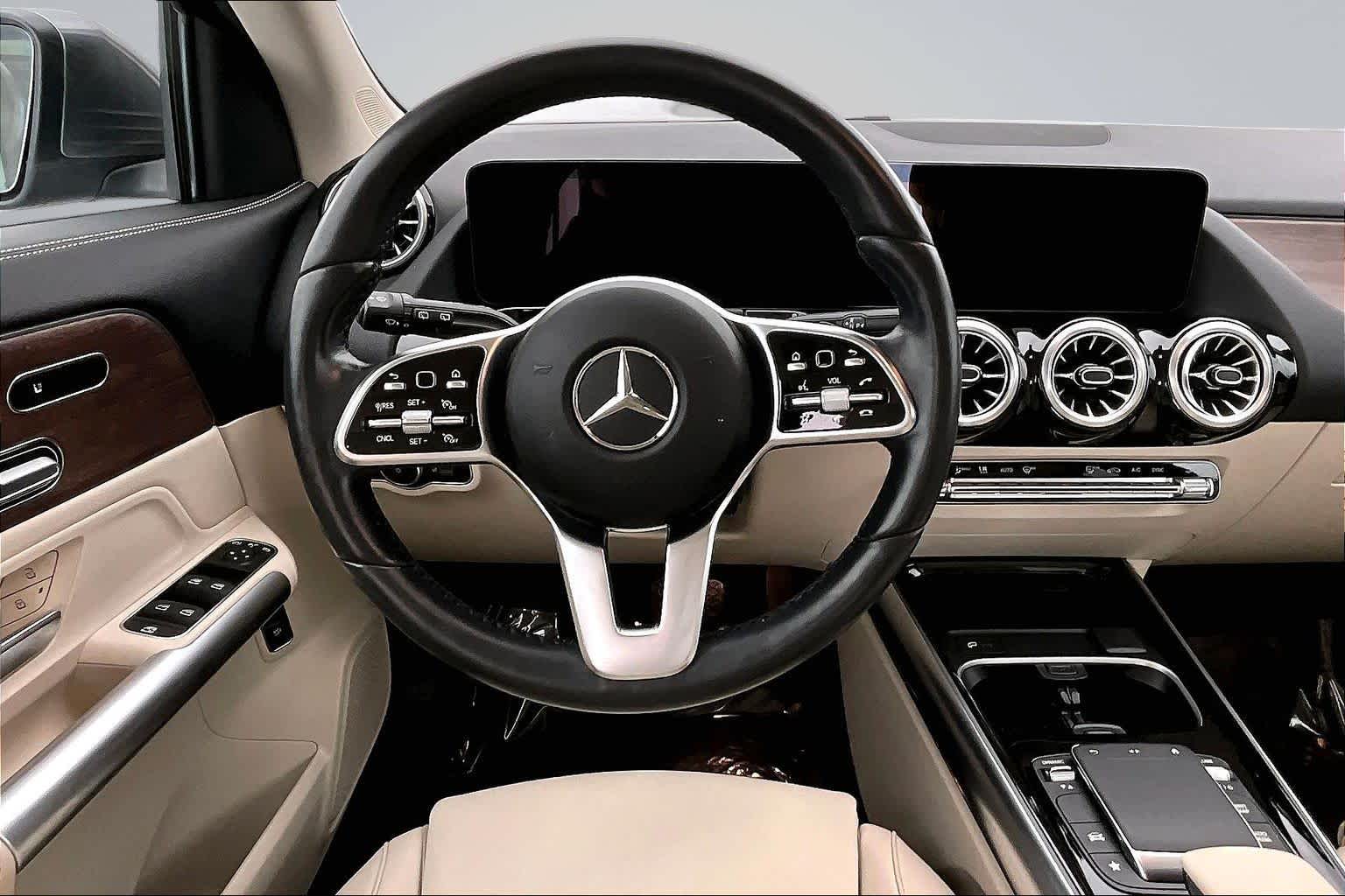 Thumbnail: 2023 Mercedes-Benz GLA - 15