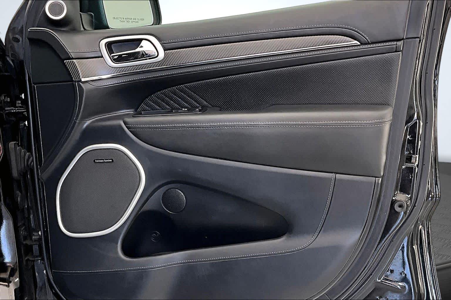 Thumbnail: 2019 Jeep Grand Cherokee - 24