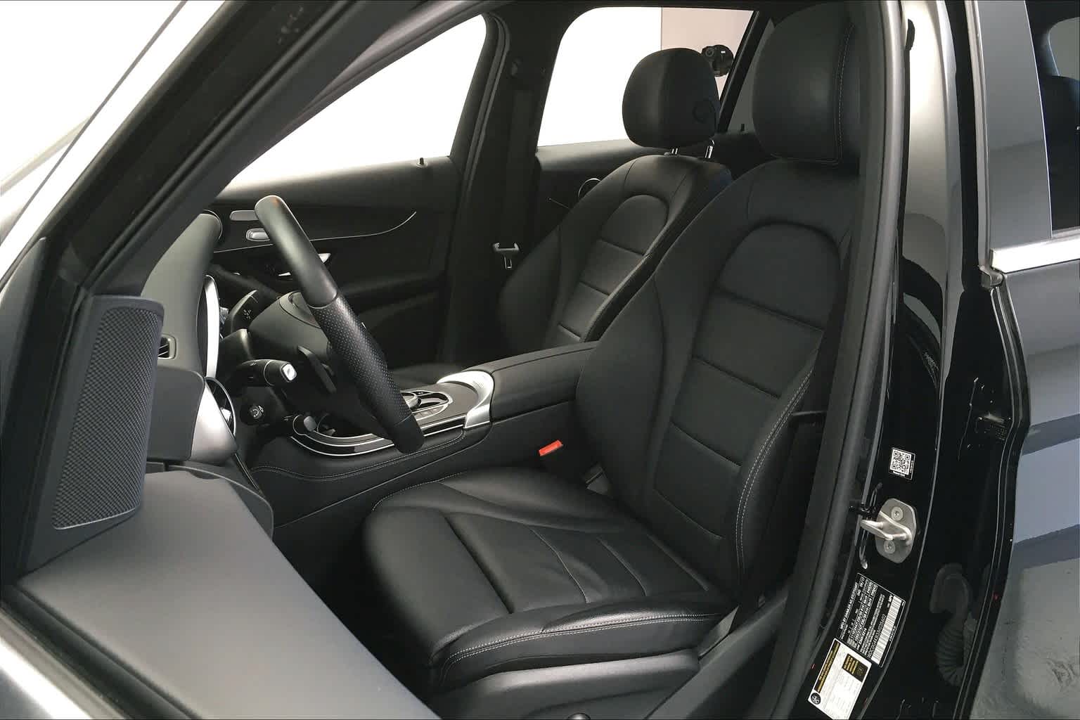 Thumbnail: 2018 Mercedes-Benz GLC - 23