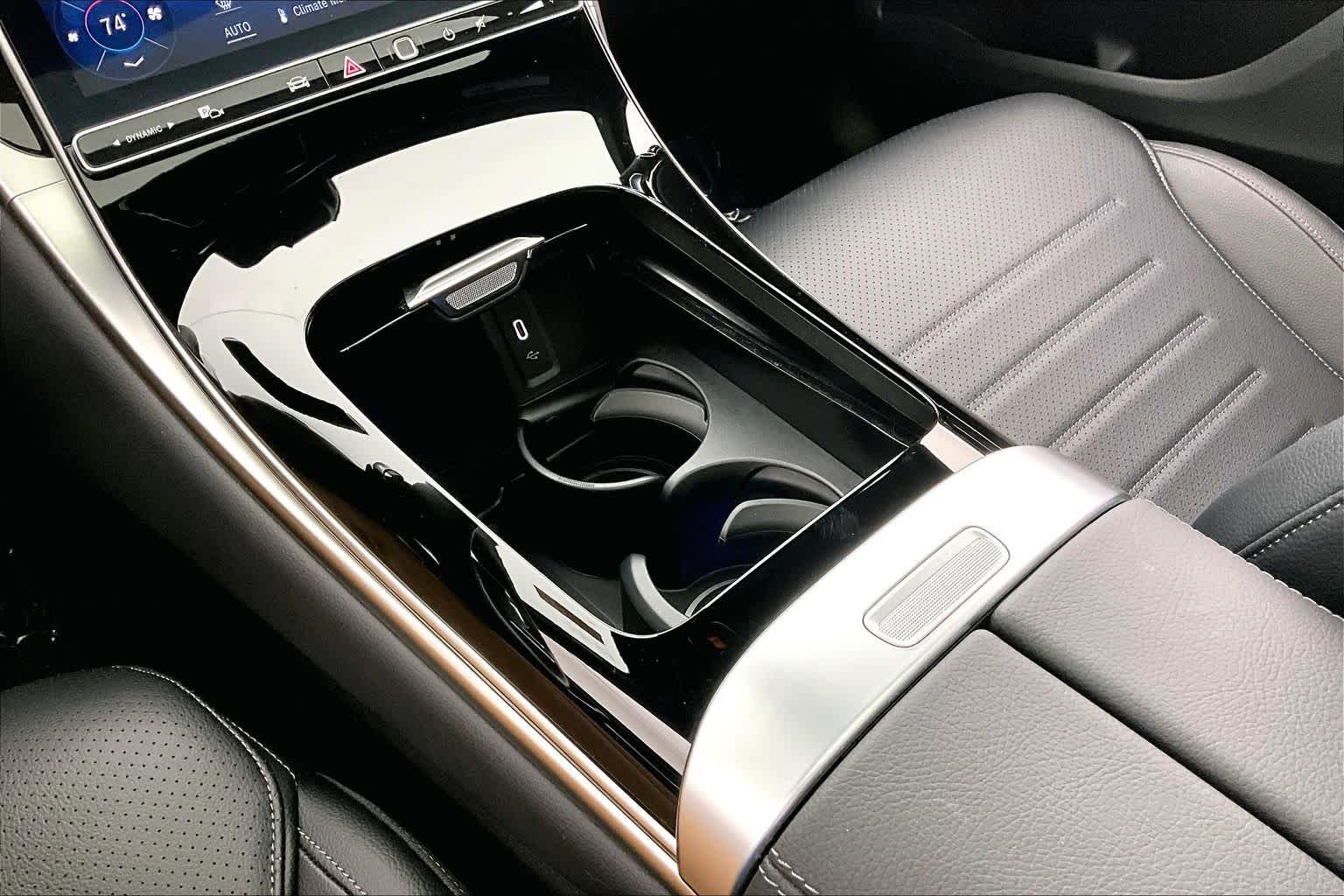 Thumbnail: 2024 Mercedes-Benz GLC - 27