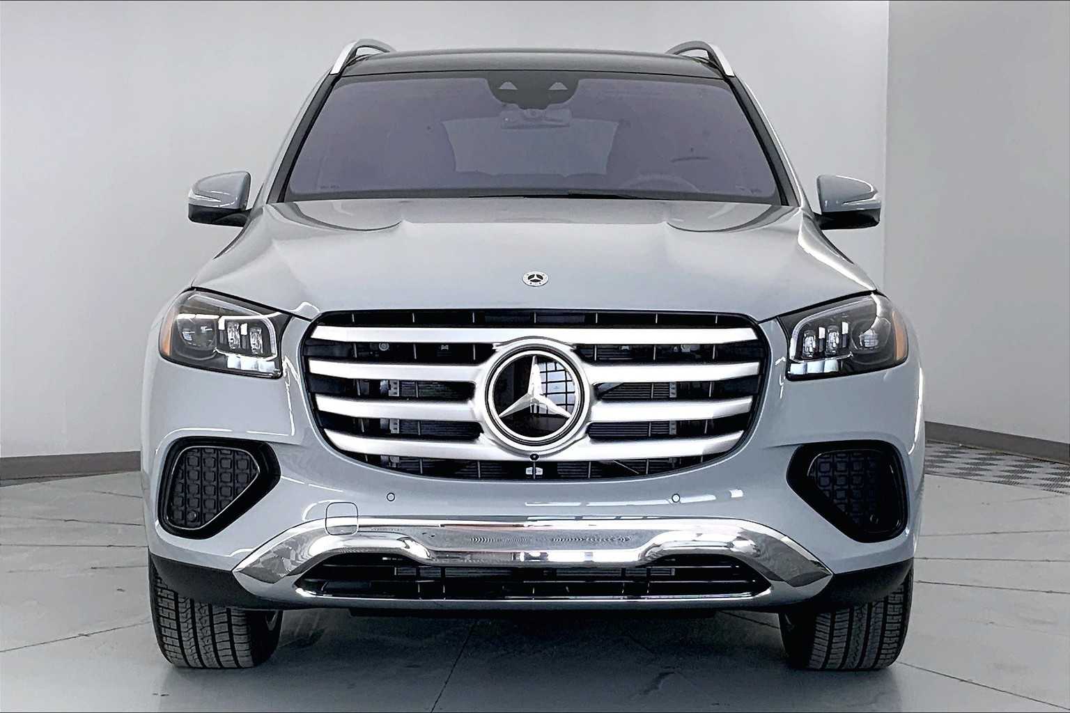 2025 Mercedes-Benz GLS 450 4MATIC 6