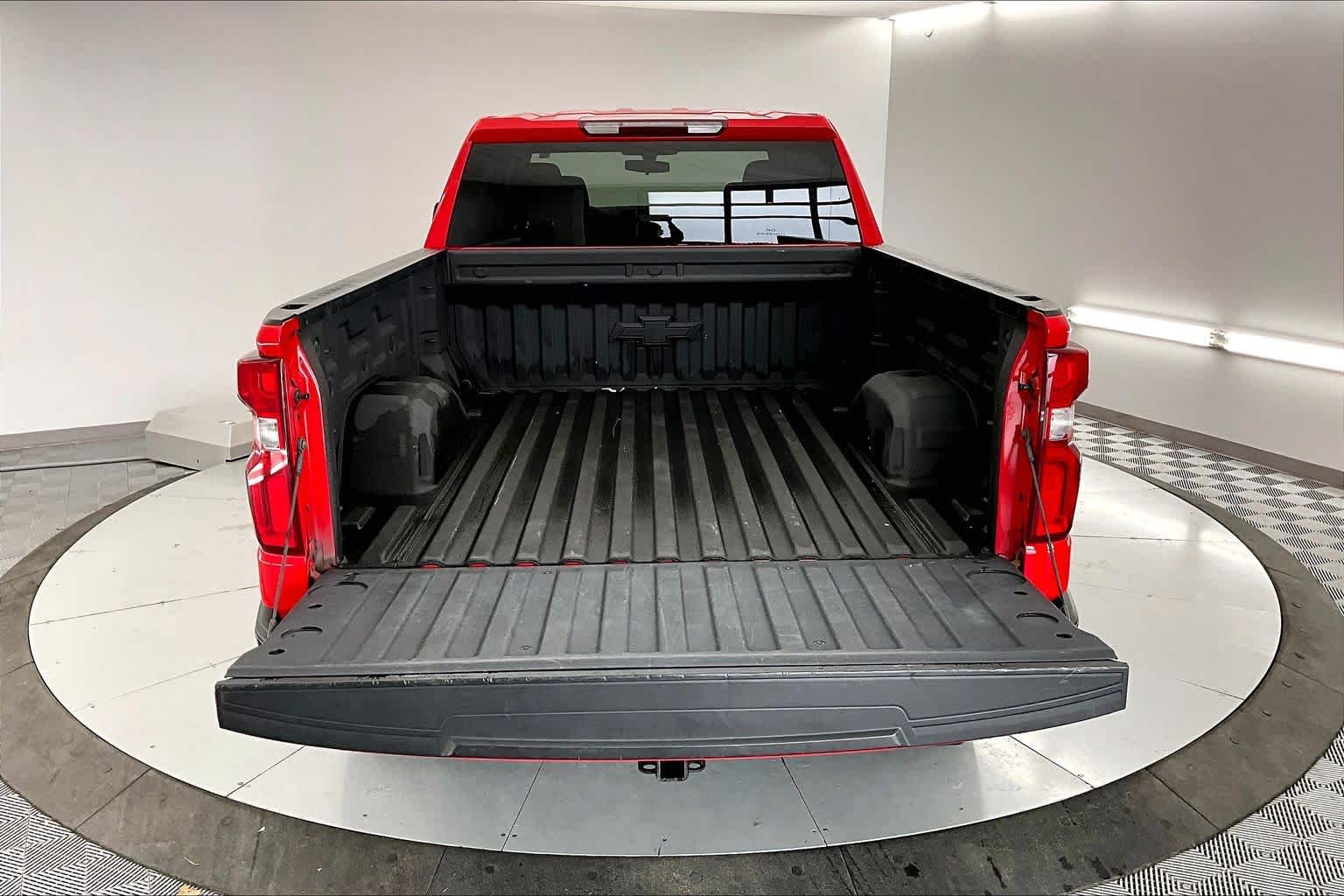 Thumbnail: 2019 Chevrolet Silverado 1500 - 19