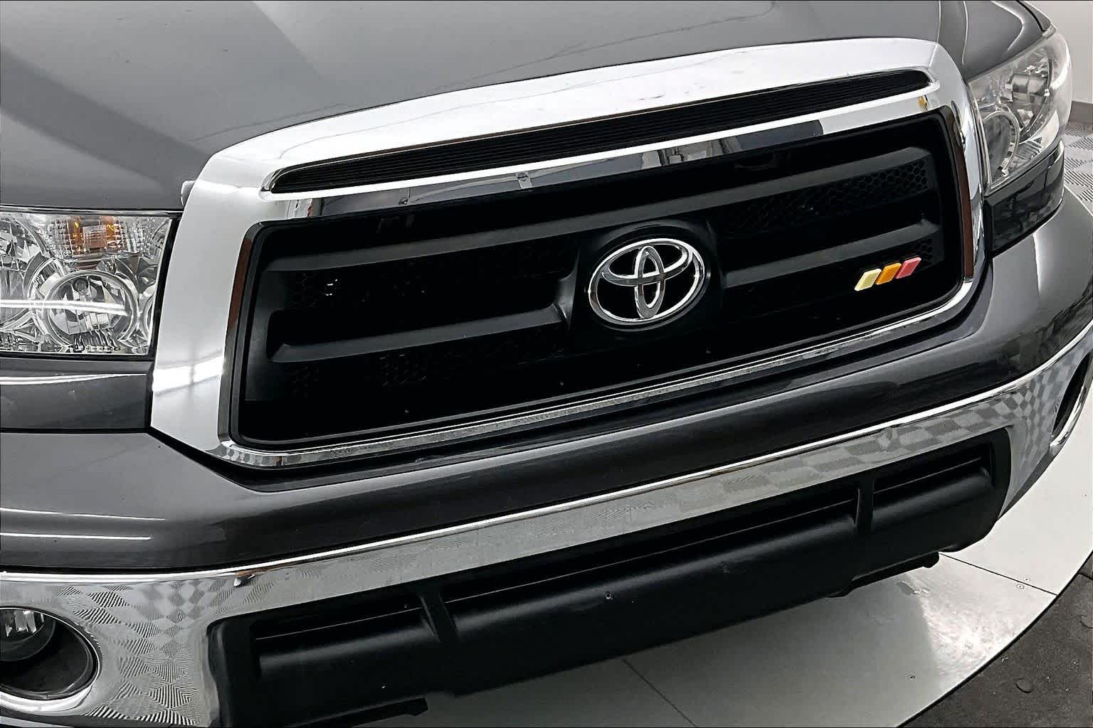 Thumbnail: 2011 Toyota Tundra - 25