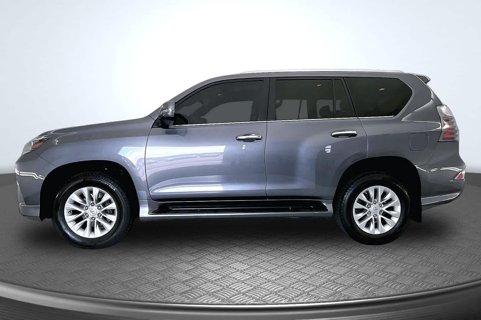 Thumbnail: 2021 Lexus GX - 3