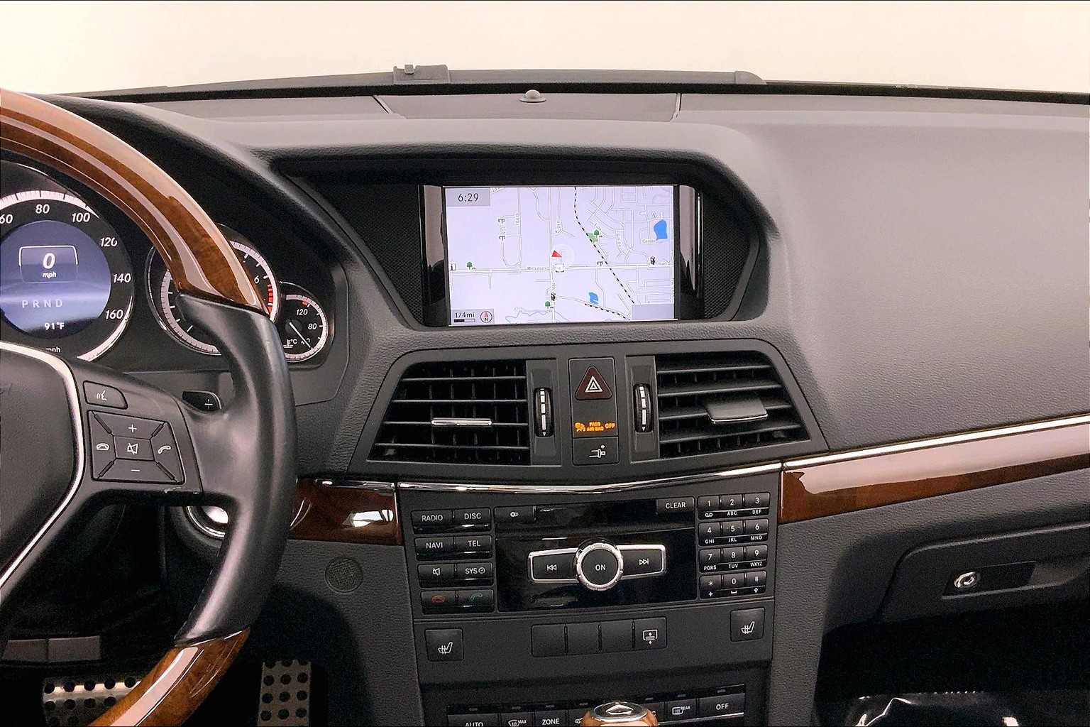 Thumbnail: 2013 Mercedes-Benz E-Class - 15