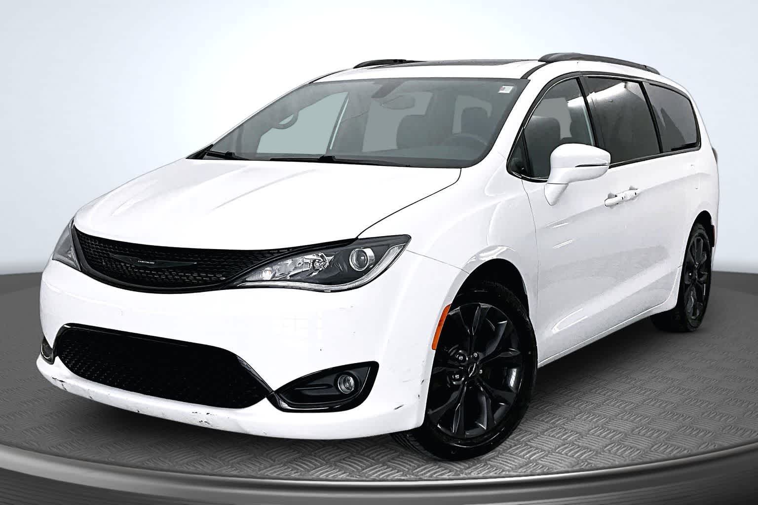 Thumbnail: 2020 Chrysler Pacifica - 1