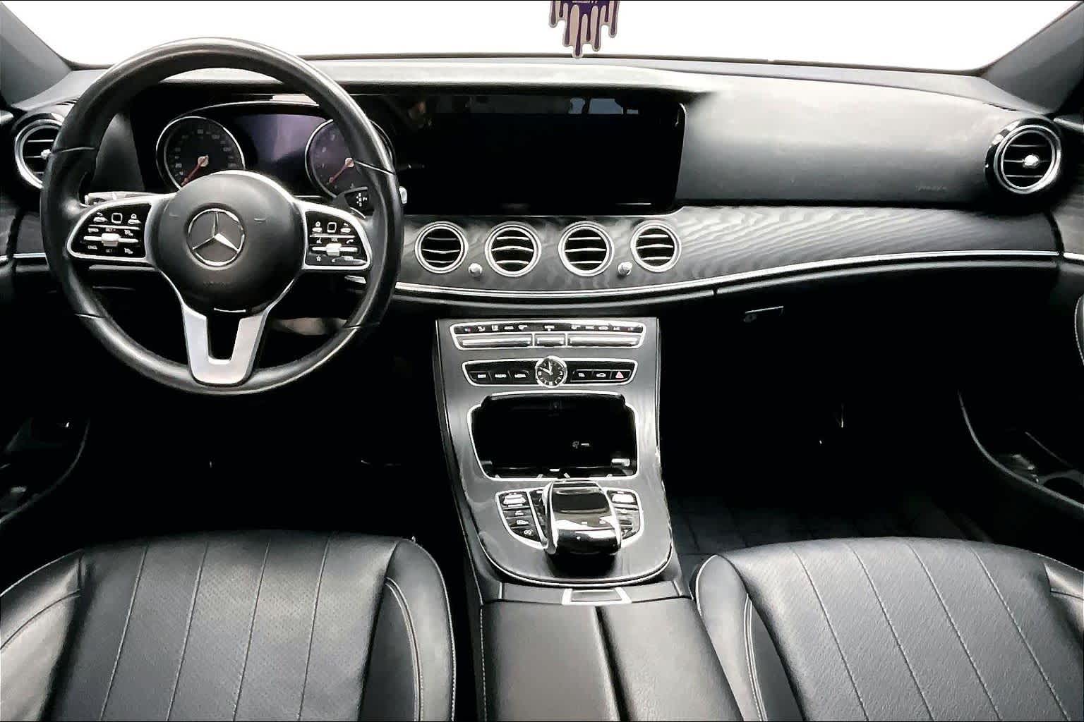 Thumbnail: 2019 Mercedes-Benz E-Class - 10