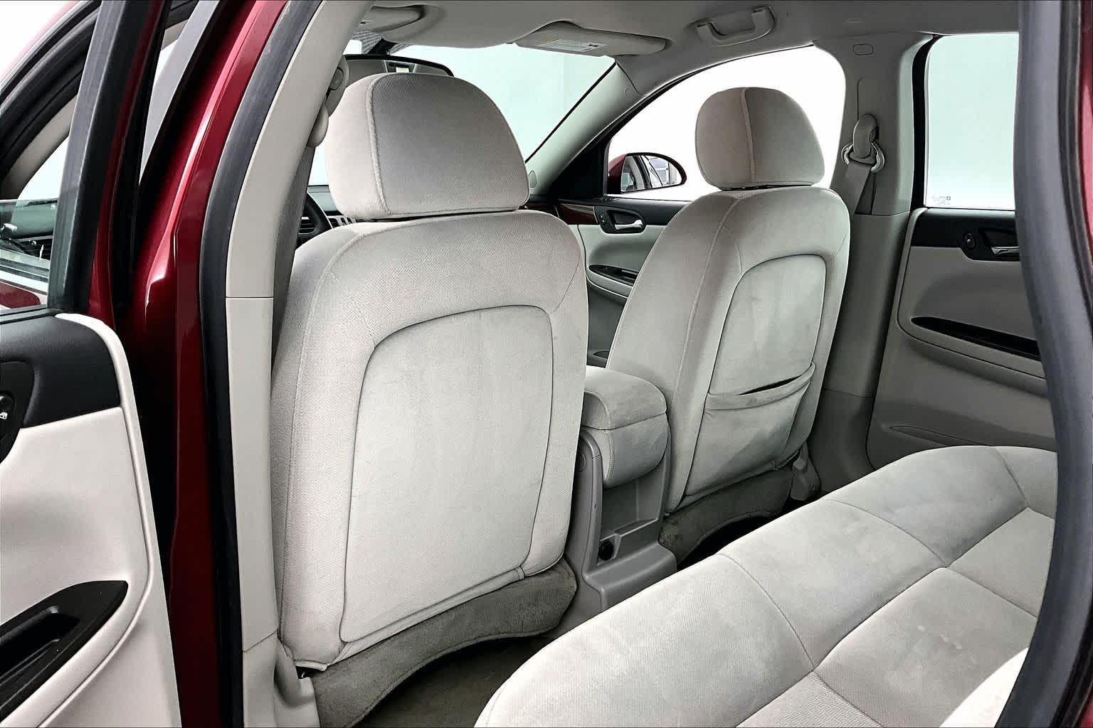 Thumbnail: 2008 Chevrolet Impala - 12