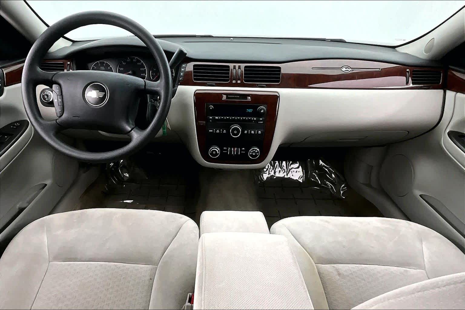 Thumbnail: 2008 Chevrolet Impala - 10