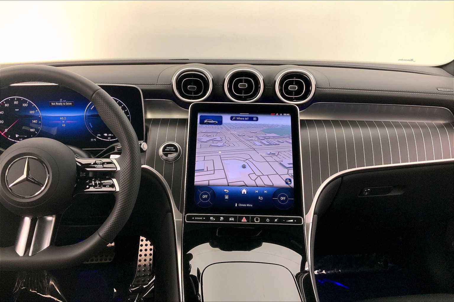 Thumbnail: 2025 Mercedes-Benz GLC - 16