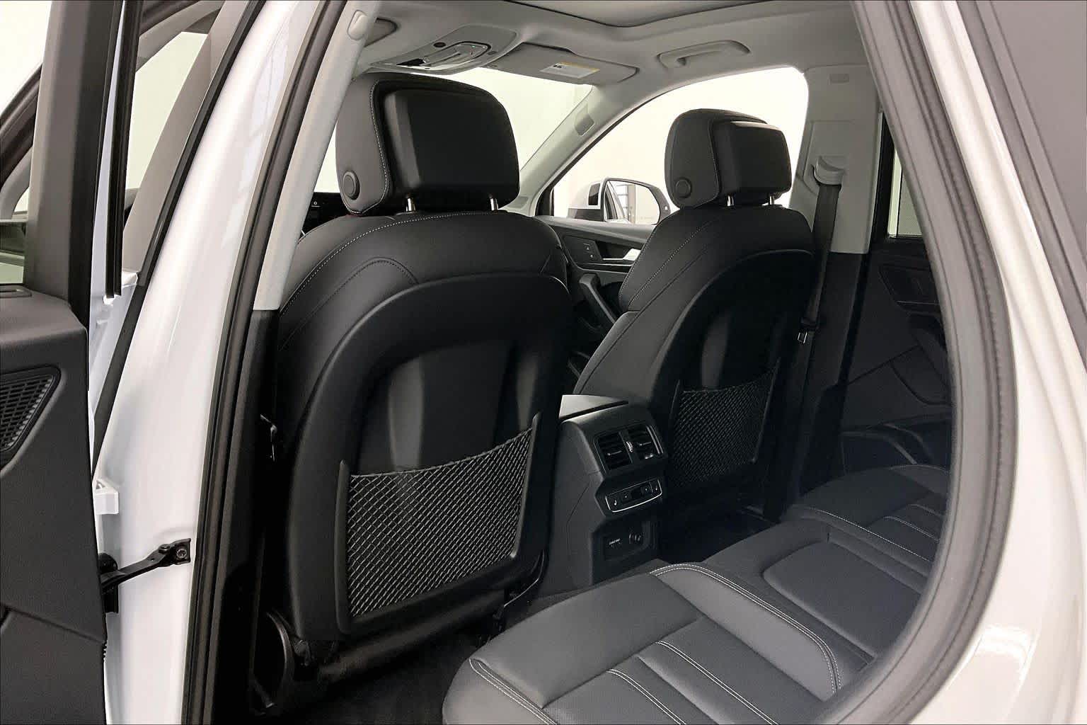 Thumbnail: 2023 Audi Q5 - 12