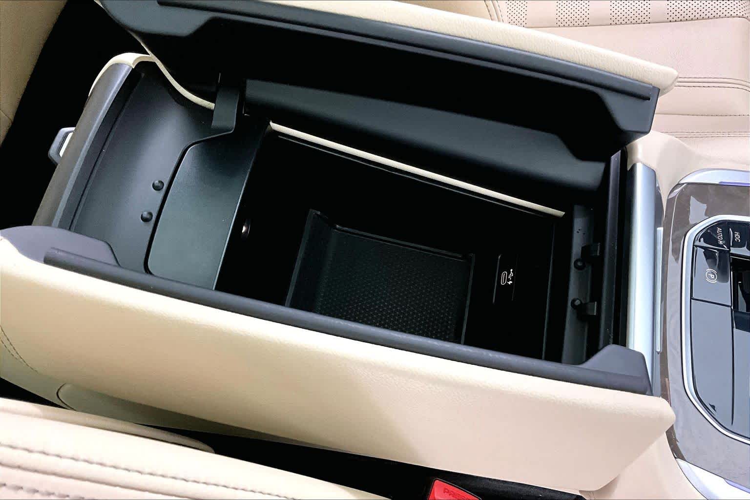 Thumbnail: 2022 BMW X5 - 28