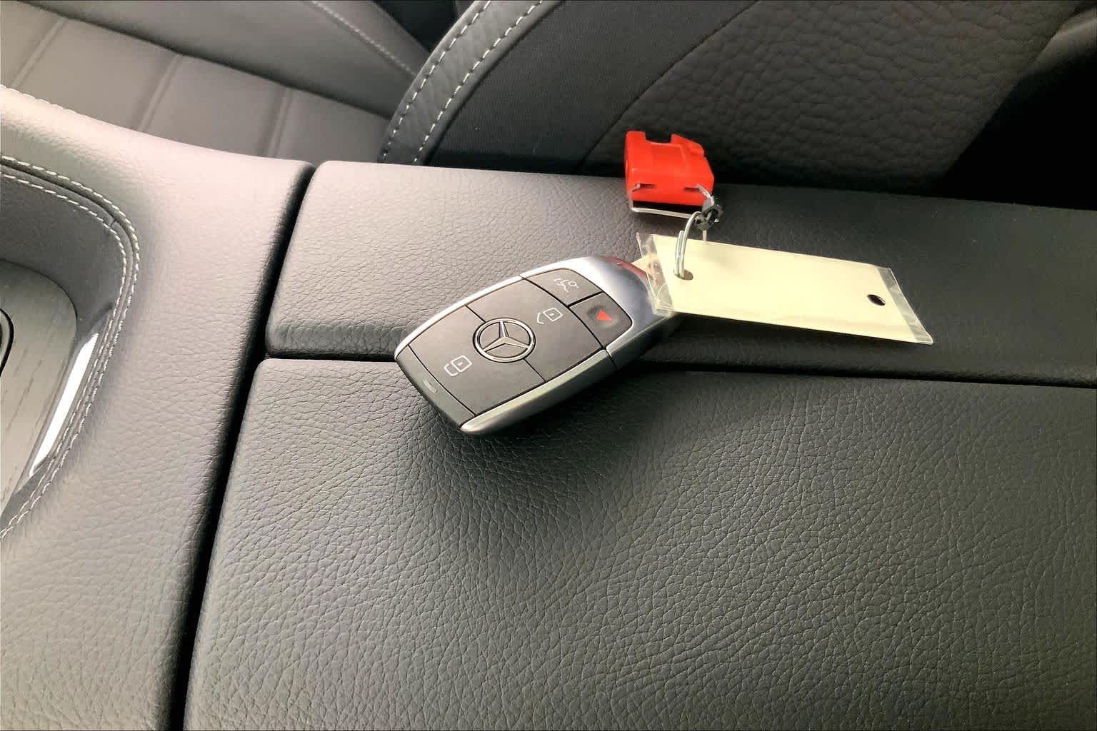 Thumbnail: 2026 Mercedes-Benz GLE - 20