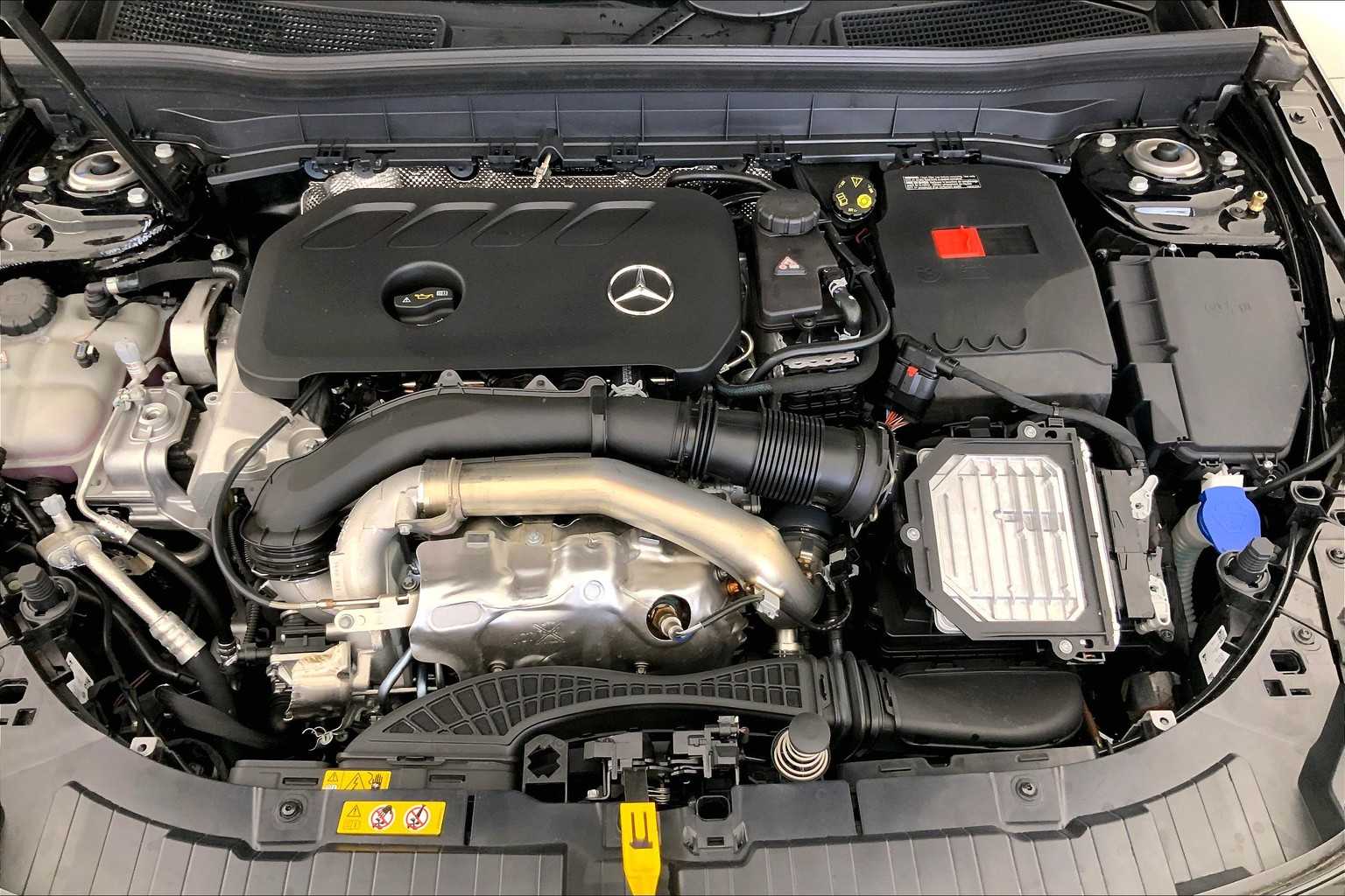 Thumbnail: 2026 Mercedes-Benz GLB - 9