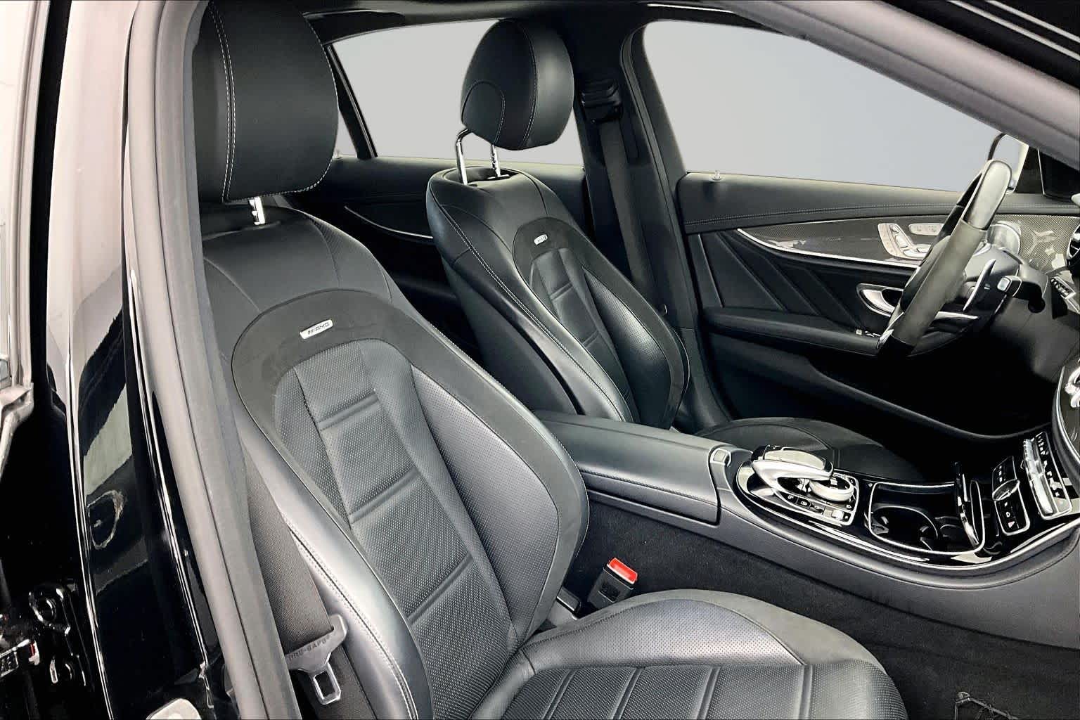 Thumbnail: 2017 Mercedes-Benz E-Class - 14