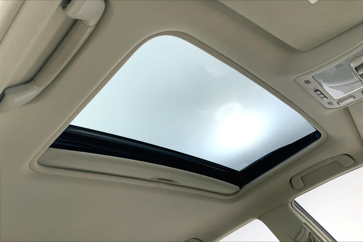 Thumbnail: 2004 Lexus RX - 27