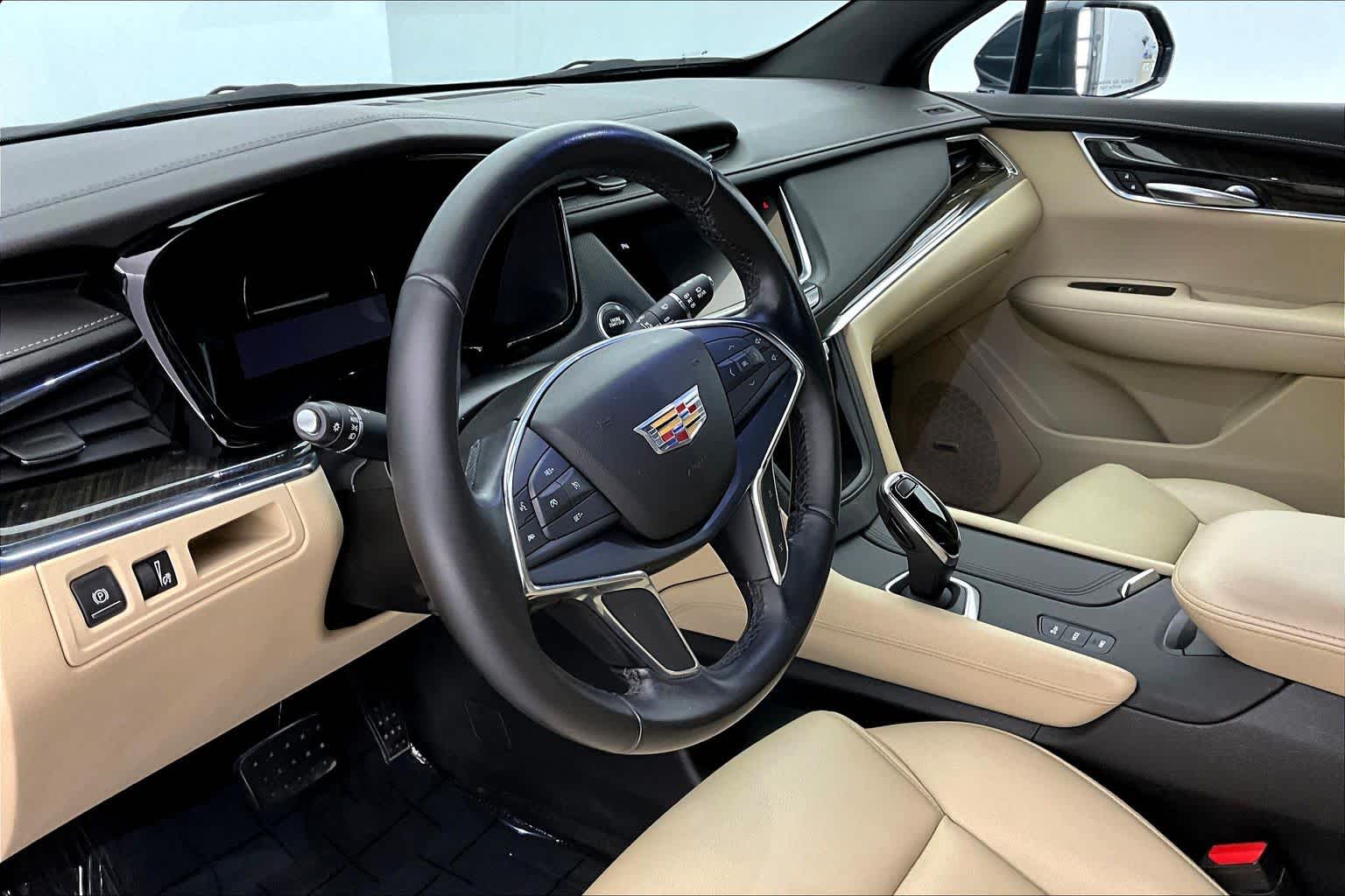 Thumbnail: 2019 Cadillac XT5 - 2