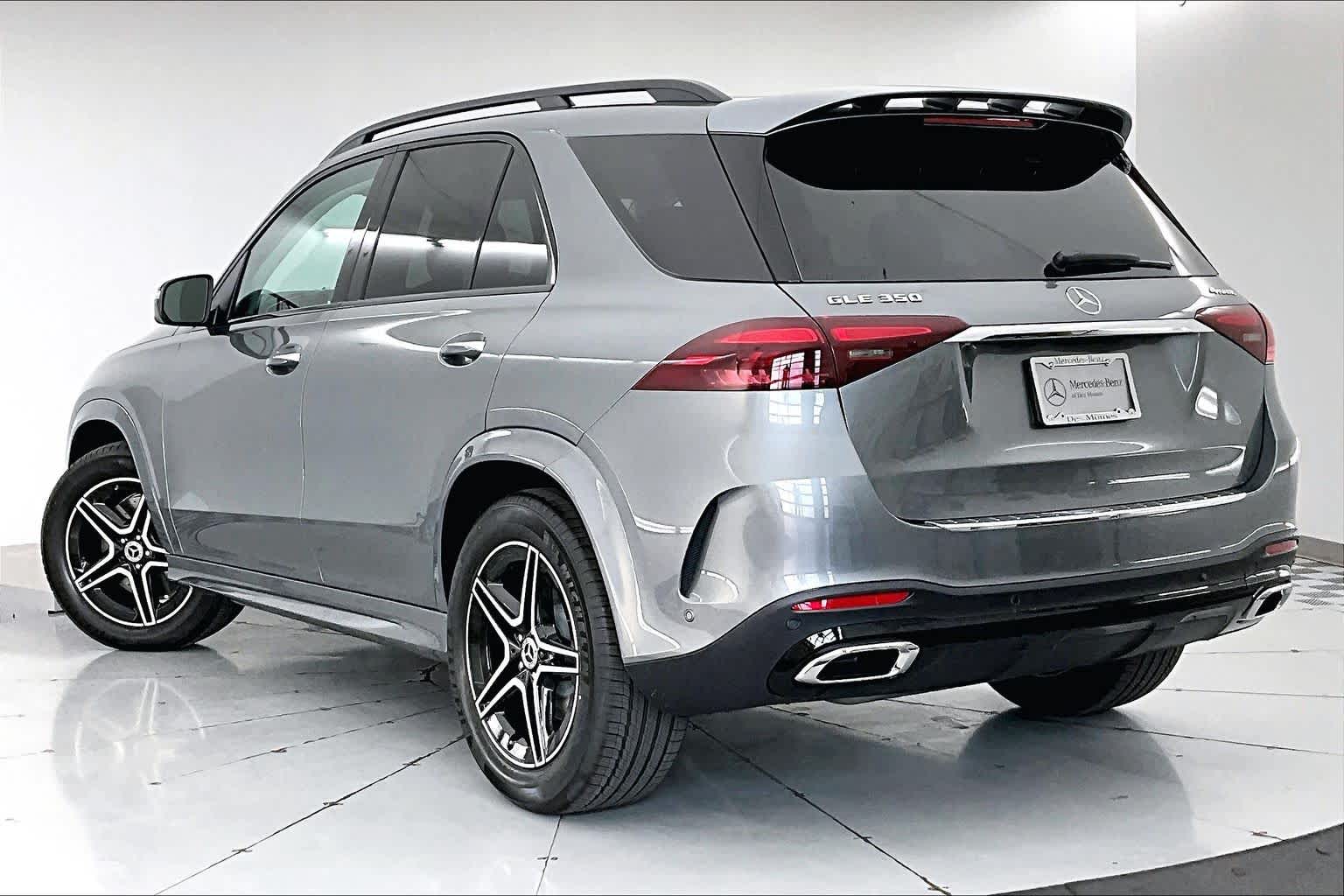 Thumbnail: 2026 Mercedes-Benz GLE - 4