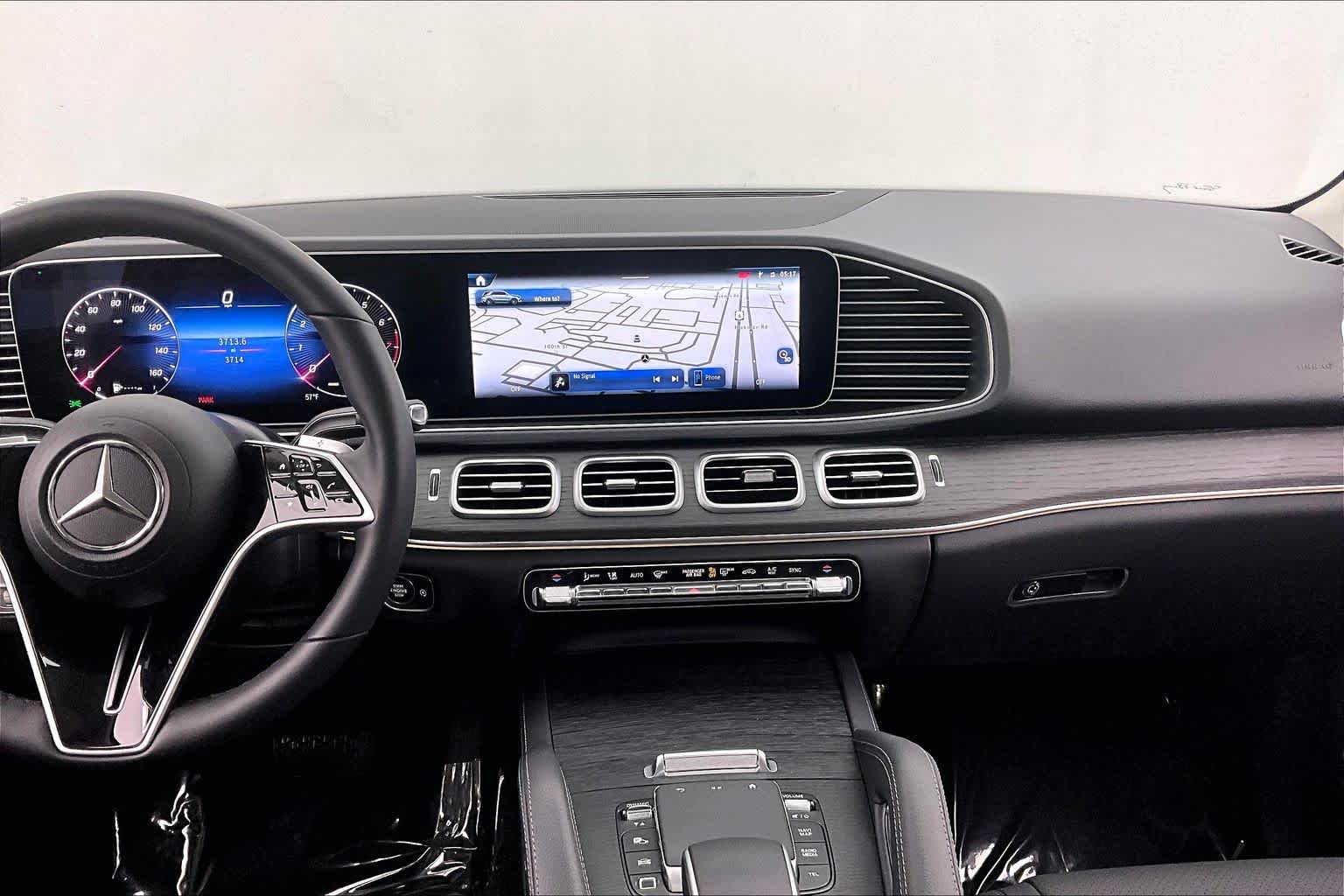 Thumbnail: 2026 Mercedes-Benz GLE - 15