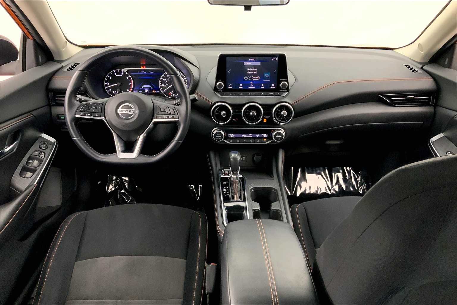 Thumbnail: 2020 Nissan Sentra - 10