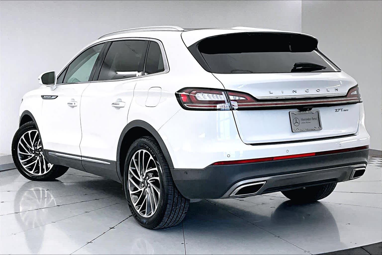 Thumbnail: 2020 Lincoln Nautilus - 4