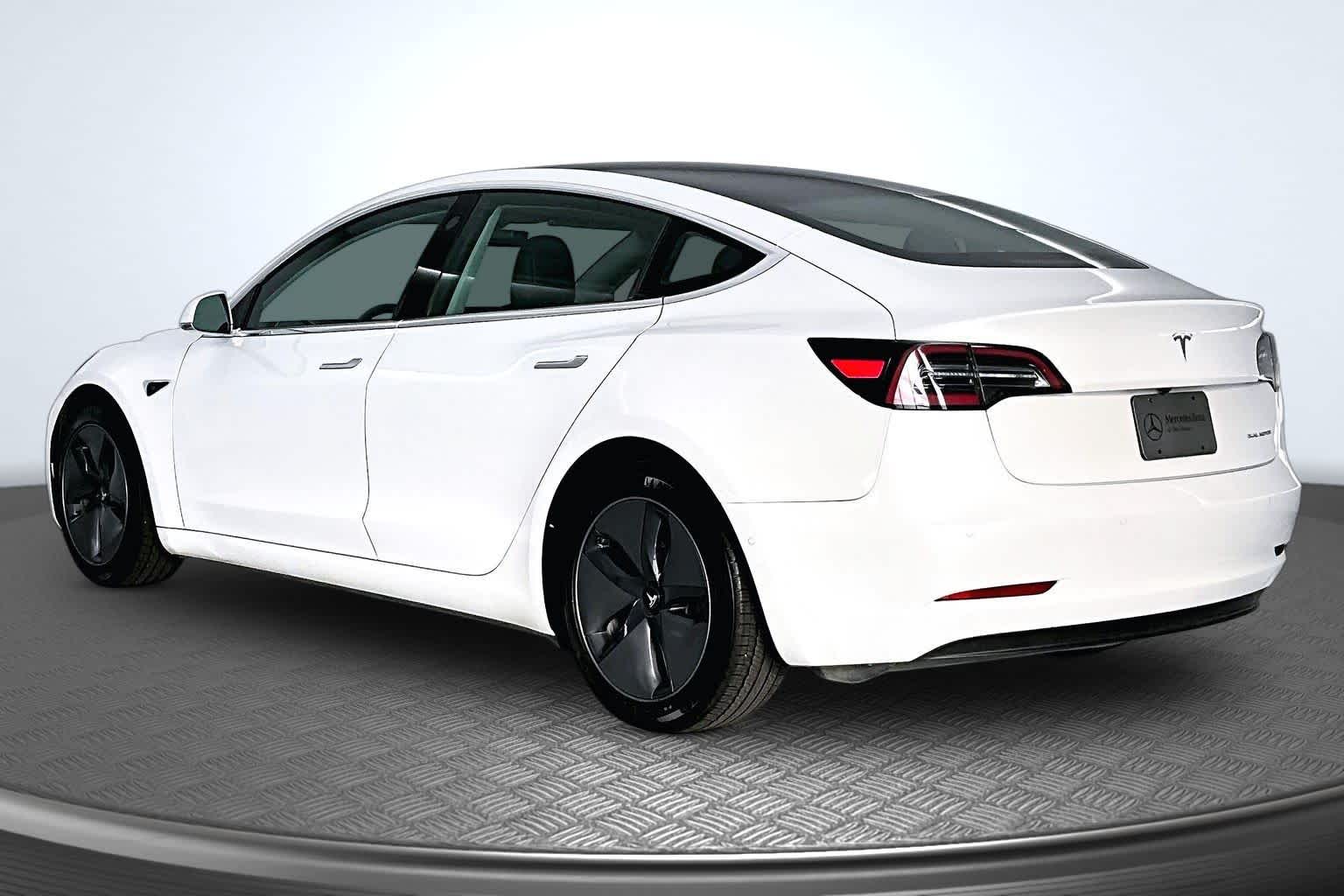 Thumbnail: 2020 Tesla Model 3 - 4