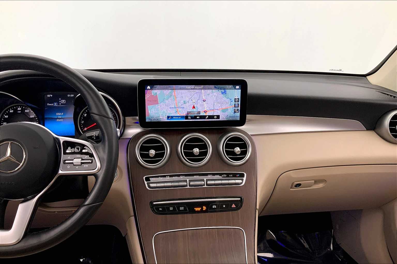 Thumbnail: 2022 Mercedes-Benz GLC - 16