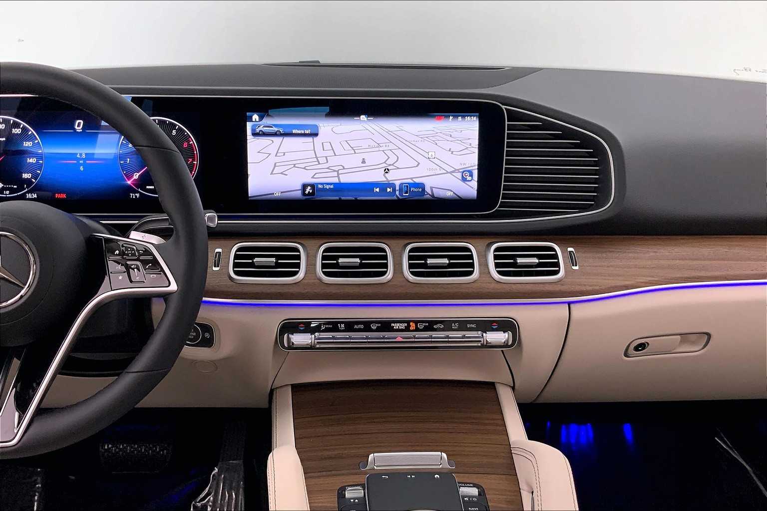 Thumbnail: 2026 Mercedes-Benz GLE - 16