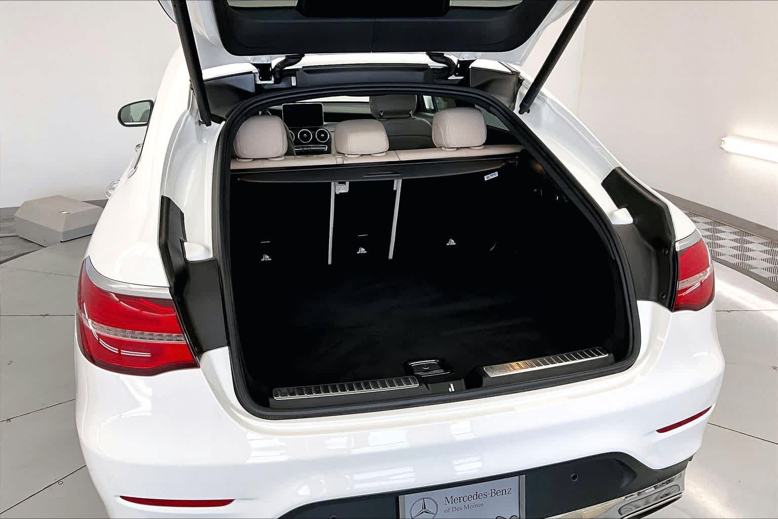 Thumbnail: 2019 Mercedes-Benz GLC - 19