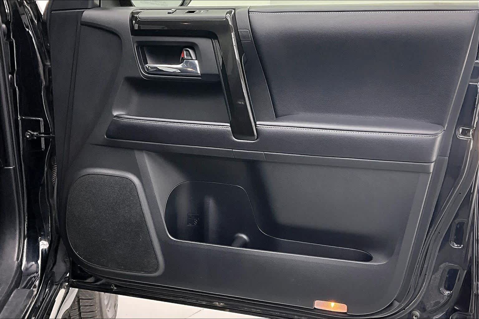 Thumbnail: 2020 Toyota 4Runner - 24