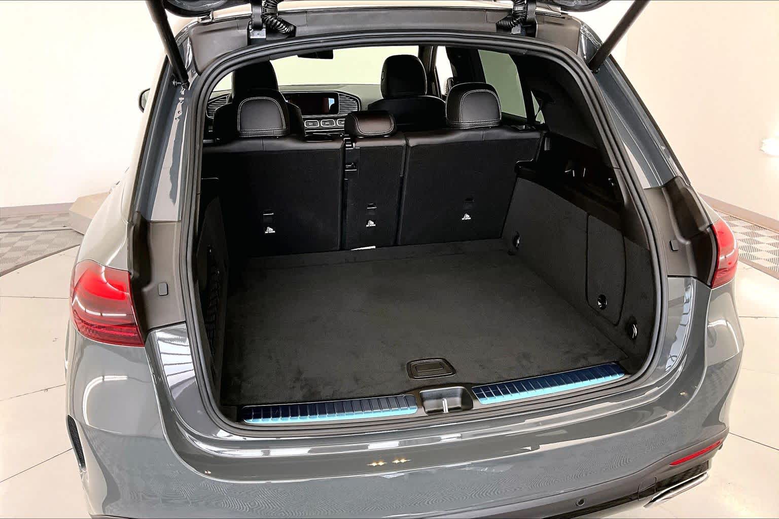 Thumbnail: 2026 Mercedes-Benz GLE - 19