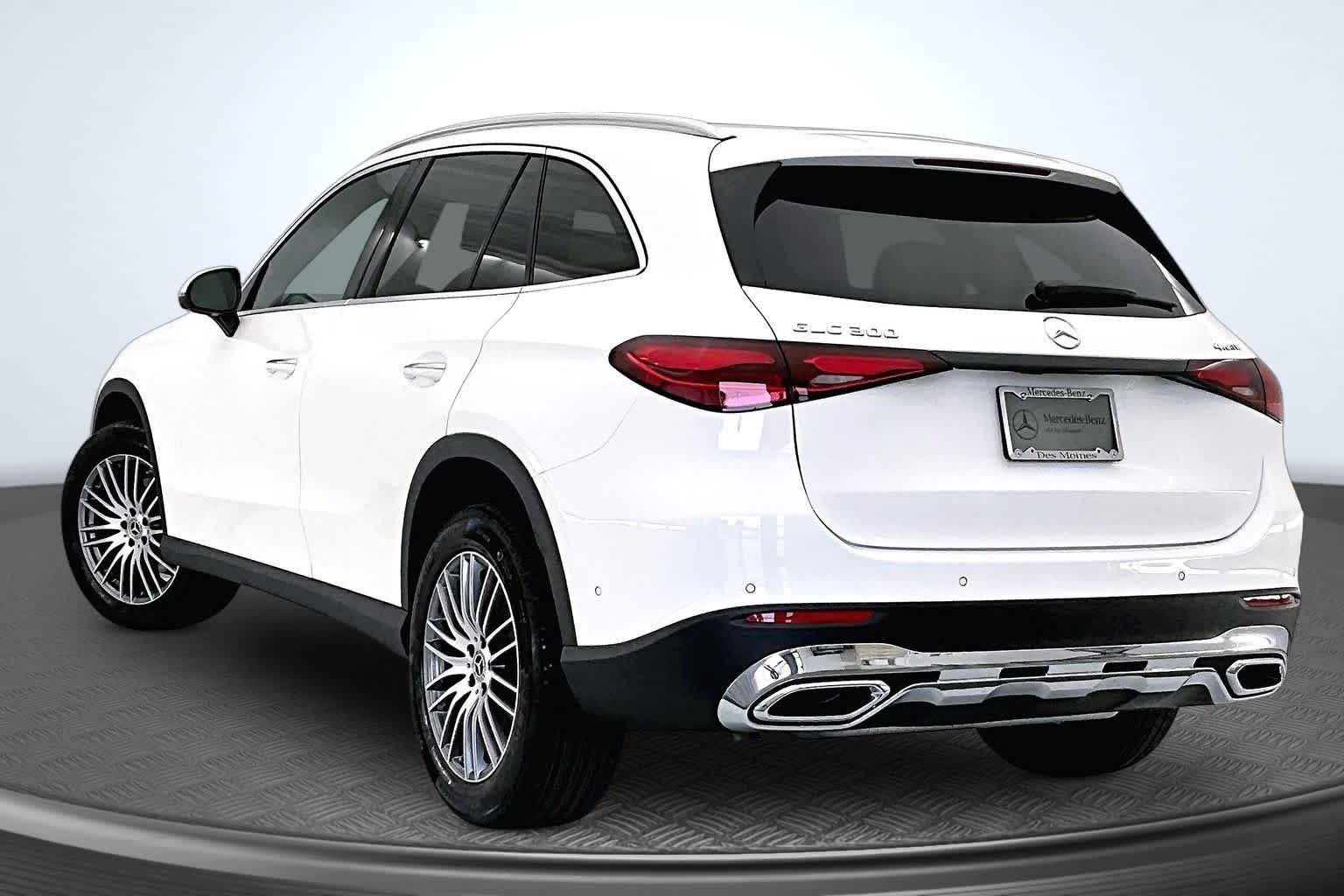 Thumbnail: 2026 Mercedes-Benz GLC - 4