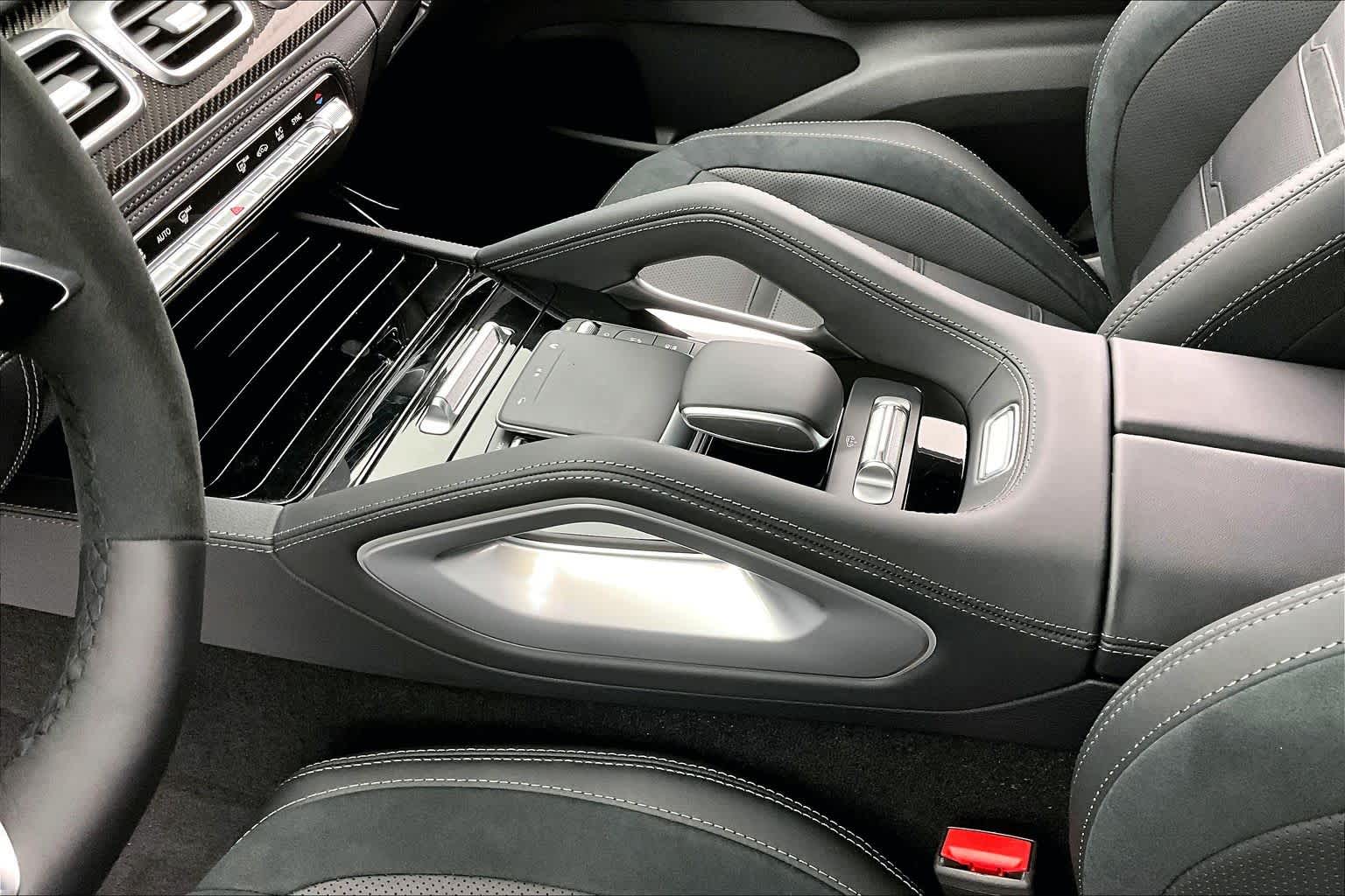 Thumbnail: 2026 Mercedes-Benz GLE - 17