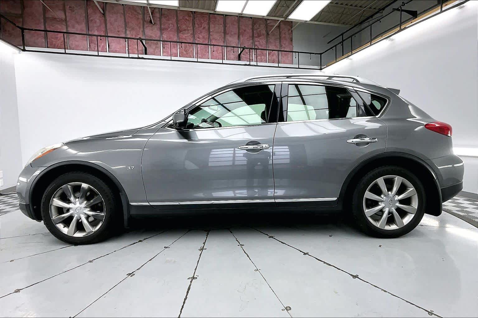 Thumbnail: 2014 INFINITI QX50 - 3