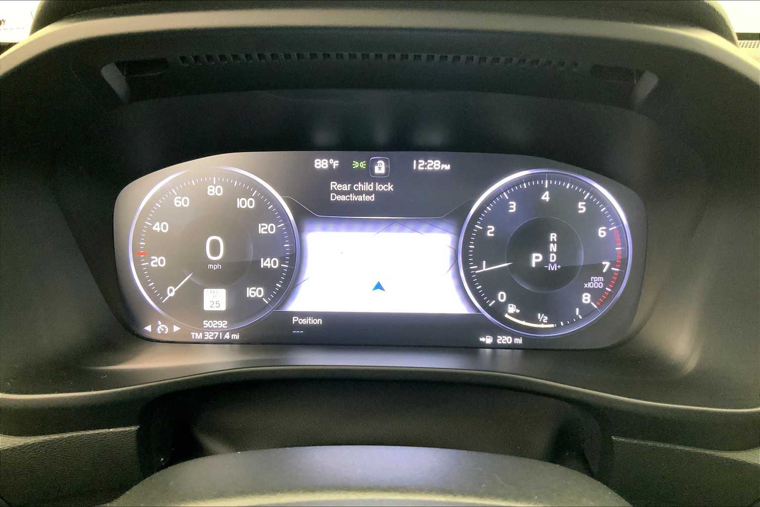Thumbnail: 2020 Volvo XC40 - 18