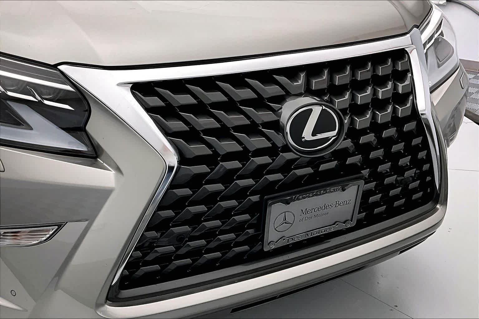 Thumbnail: 2023 Lexus GX - 26