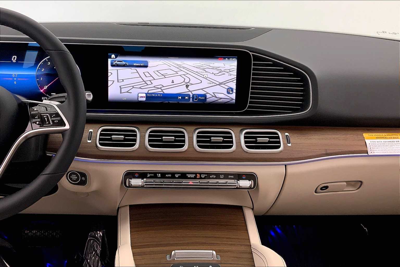 Thumbnail: 2026 Mercedes-Benz GLE - 16