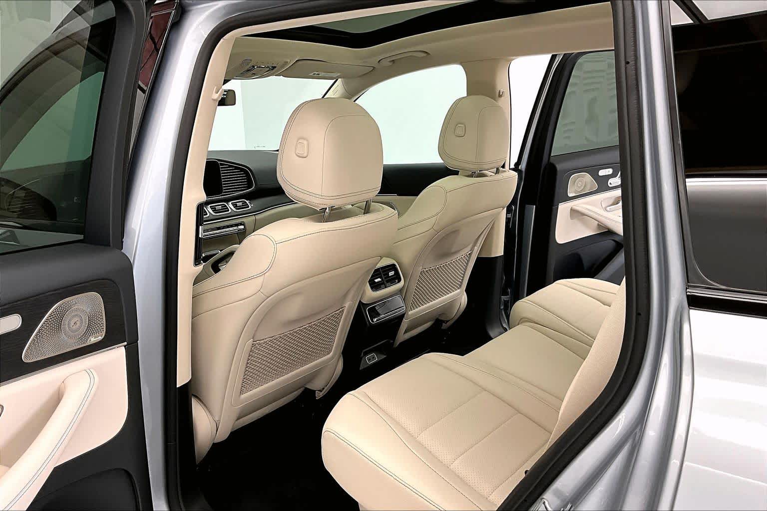 Thumbnail: 2026 Mercedes-Benz GLS - 12