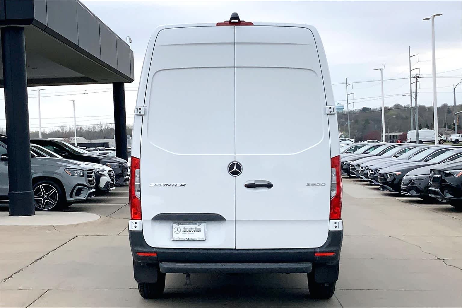 2025 Mercedes-Benz Sprinter 2500 5